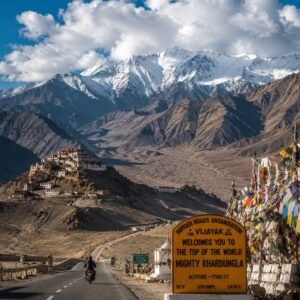 Laddakh tour pacakge